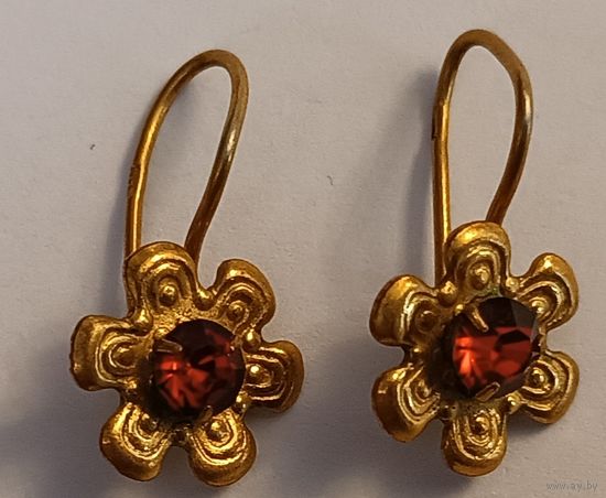 Красивые позолоченные серьги из СССР. Все лоты с 1 рубля!