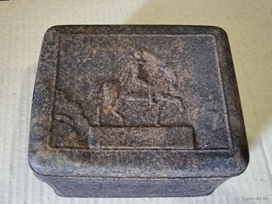 СТАРИННАЯ КОРОБКА.