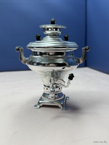 Сувенирный самоварчик