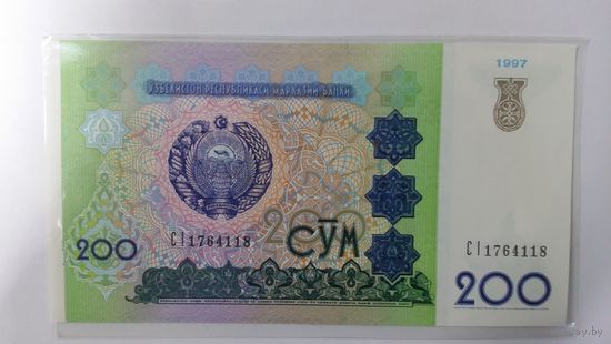 200 сум 1997 UNC