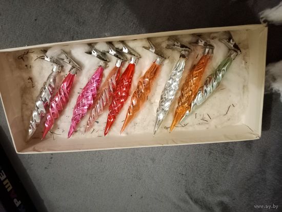 Ёлочные игрушки