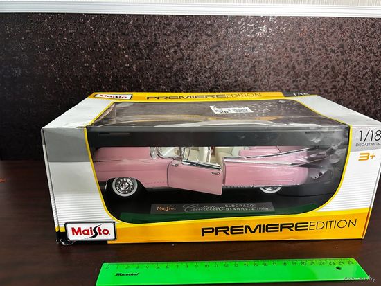 Модель Maisto Cadillac Eldorado 1959 1:18