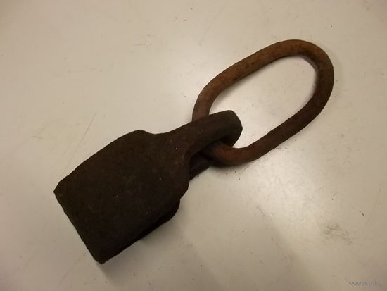 Элемент конской упряжи