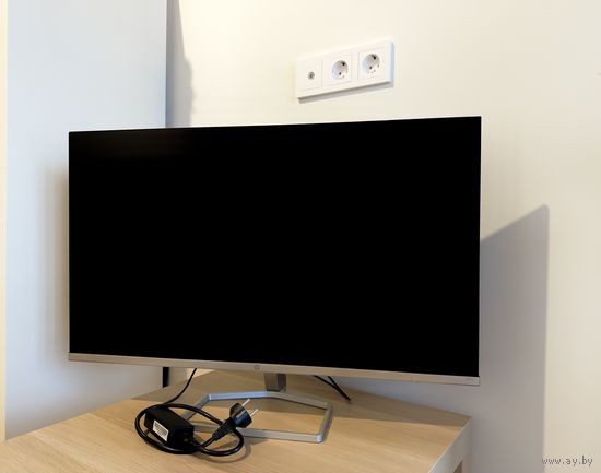 Монитор HP M32f