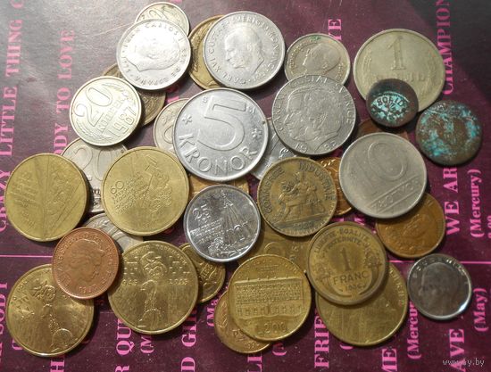 Монеты набор из 36 монеты