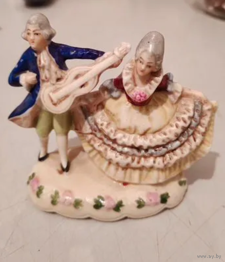 Фарфоровая статуэтка германия