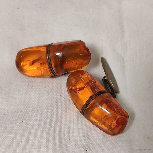 Запонки. Янтарь.