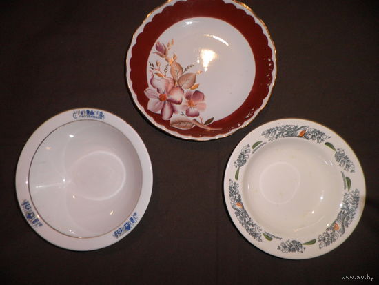 Блюдо Добруш,2 тарелки С ПРАЗДНИКОМ! Хайта и СНЕГИРИ ЗИК.