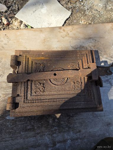 Старинная печная дверца