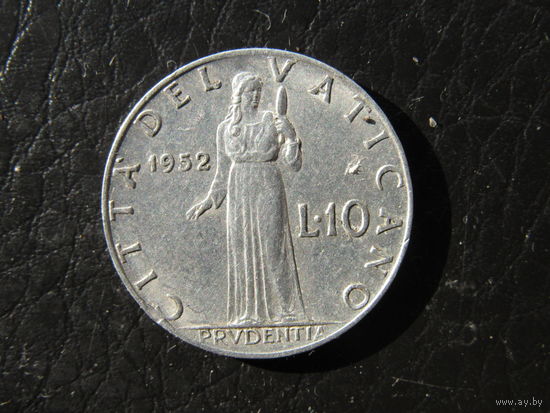 Ватикан. 10 лир.1952. С 20 копеек. Распродажа коллекции. Смотрите другие лоты.