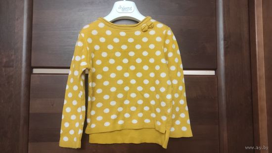 Красивая кофта на рост 92-98 см. В очаровательный горошек. Длина сперели 34 см, сзади 37 см, ПОгруди 31 см, длина рукава 32,5 см. Хорошее состояние для б/у вещи.