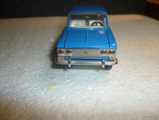 Модель авто Москвич 426. Сделано в СССР. 1:43