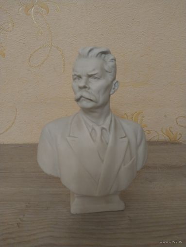 Статуэтка бюст Горький.