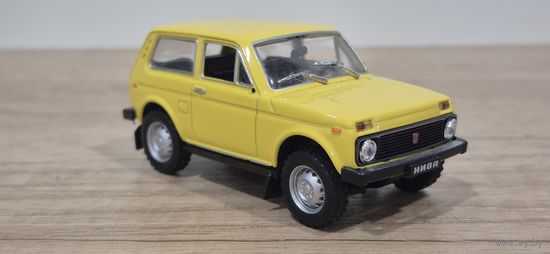 ВАЗ-2121 "НИВА". Автолегенды СССР