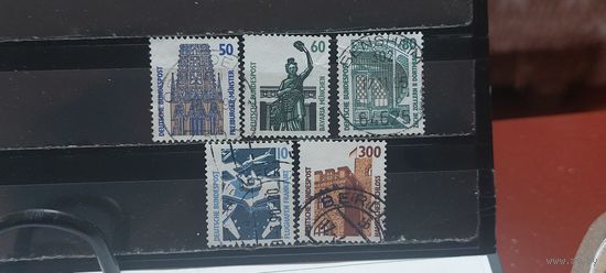РАСПРОДАЖА ГЕРМАНИЯ 1987г. Полные серии. Гаш.