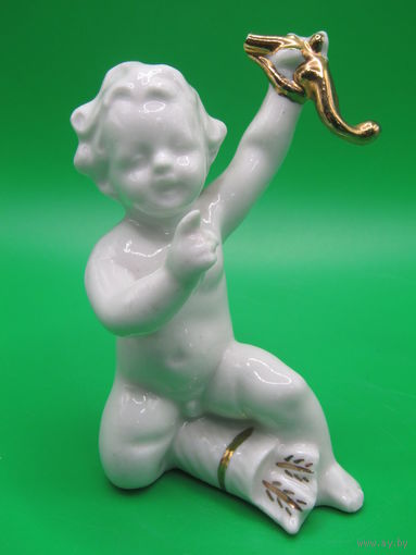 "Путти с луком". Статуэтка. Оригинал. Германия. Ретро СССР. м