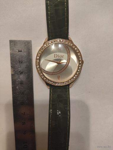Часы Dior