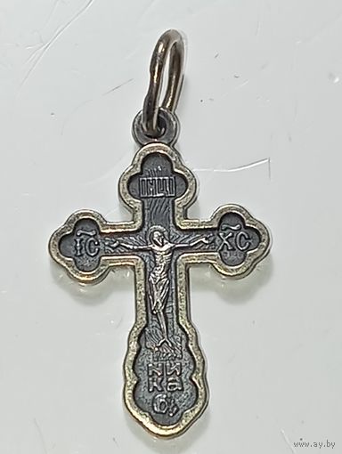 Серебряный крестик  .