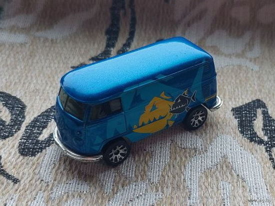 Коллекционная металлическая модель 1999 года. Volkswagen Delivery Van, 1/58. Фольксваген.