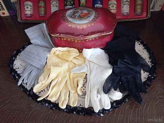 К 8 Марта 3 дня ПЕРЧАТКИ-СЕТОЧКИ 5 шт Театральные Германия 1950-ые