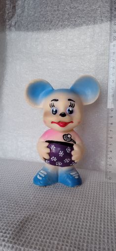 Резиновая игрушка Мышка. 22