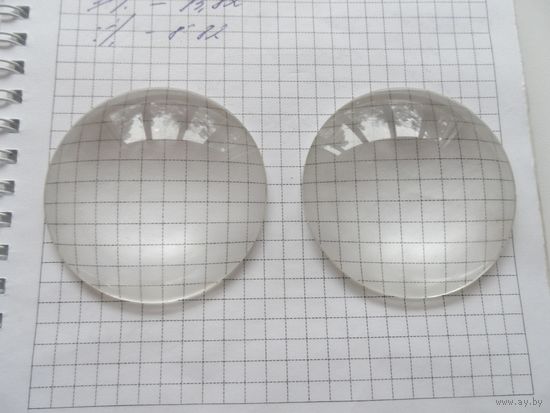 Линза стекло СССР д.57мм, ф.13мм. 2 шт.
