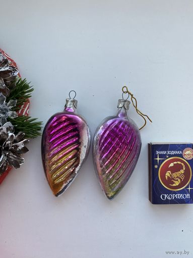 Лот елочных игрушек.