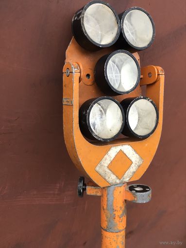 Рейка геодезическая  отражатель