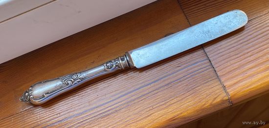 Нож с серебряной ручкой 84 пробы (работы Варыпаева)