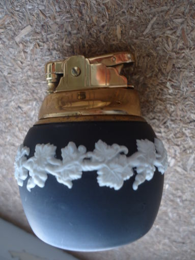 Зажигалка Wedgwood настольная