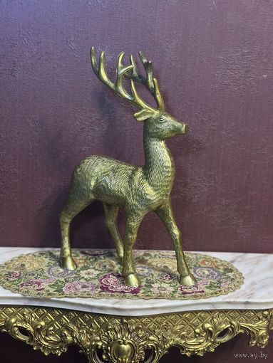 Очень красивая металлическая статуэтка, Европа, много лотов с рубля