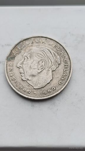 2 марки Германия, 1976 Теодор Хойс, 20 лет Федеративной Республике (1949-1969). Монета не чищена. 739