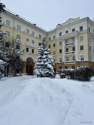 Сдам однокомнатную квартиру возле метро Парк Челюскинцев на длительный срок