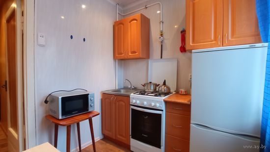 Сдам однокомнатную квартиру возле метро Парк Челюскинцев на длительный срок, Калинина 20