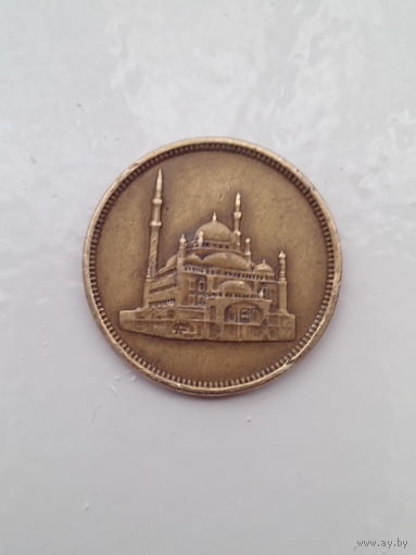 10 пиастров 1992 год. Египет.