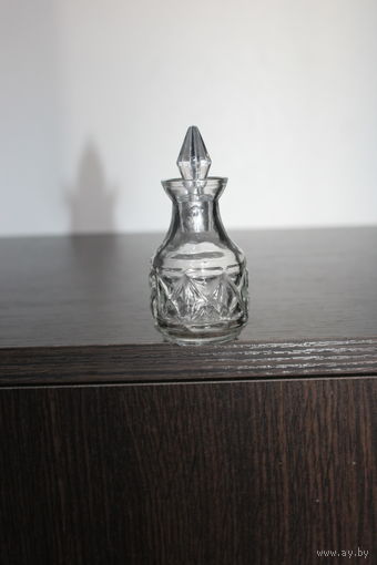 Винтажная, стеклянная уксусница и перечница, из СССР.