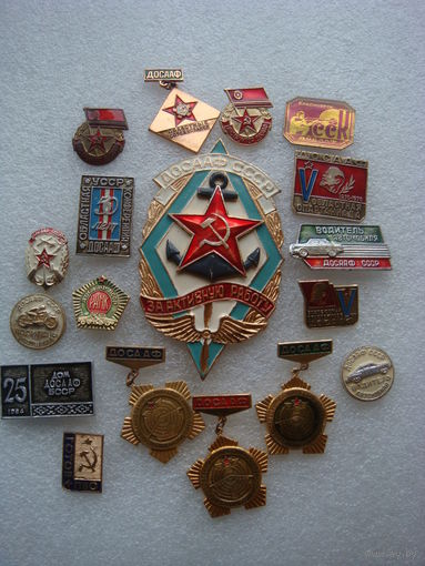 Значок ДОСААФ ( скк Красноярск -нет)