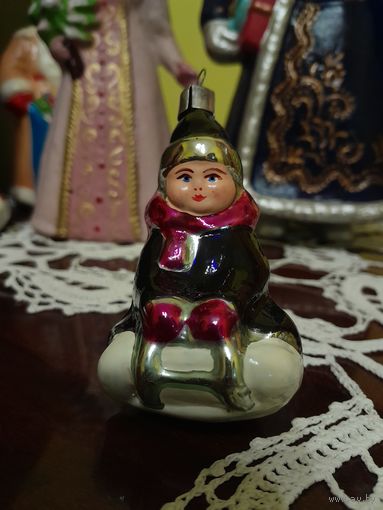 Мальчик на санках, серия ,,Дети,,