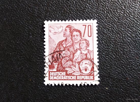 Марка ГДР 1957 год Стандартный выпуск
