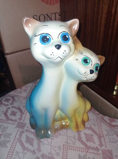 Статуэтка Кот и Кошка. Копилка.  Статуэтка Коты. Пара котов. Влюбленные коты