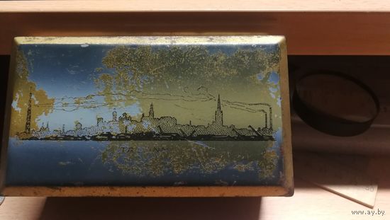 Шкатулка Таллин металл 1950-е года.