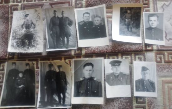 Фото воинов Советской Армии.