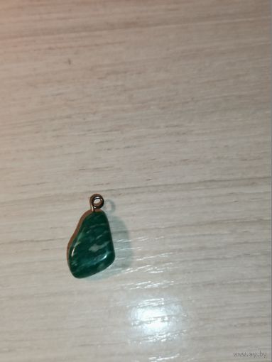 Подвеска из натурального камня.