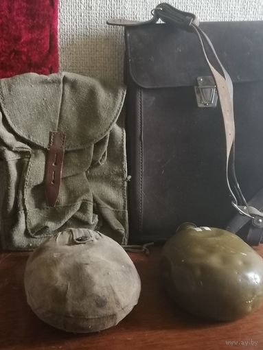 Планшет офицера 1971 в сохране.Подсумок АК.2 Фляжки.См.фото.