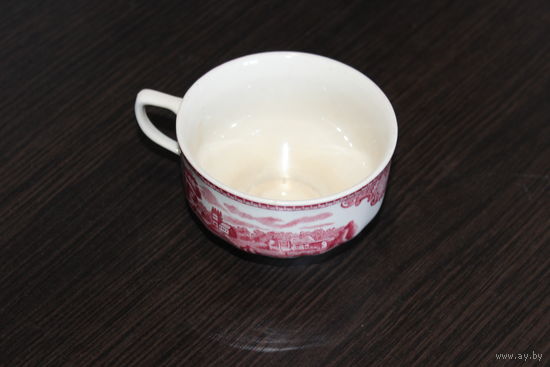 Винтажная, фарфоровая чашка, из знаменитой английской серии (Старые британские замки), от мануфактуры Johnson Brothers, клеймо, Англия.