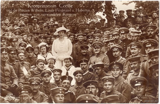 Почт. карточка, Германия (кронпринцесса Цецилия и нем. солдаты), 1916 г., редкая