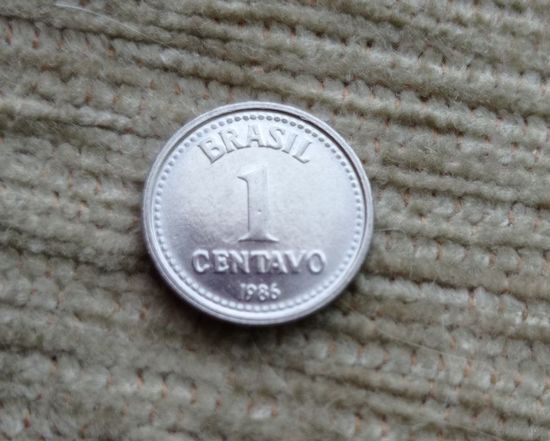 Werty71 Бразилия 1 сентаво 1986