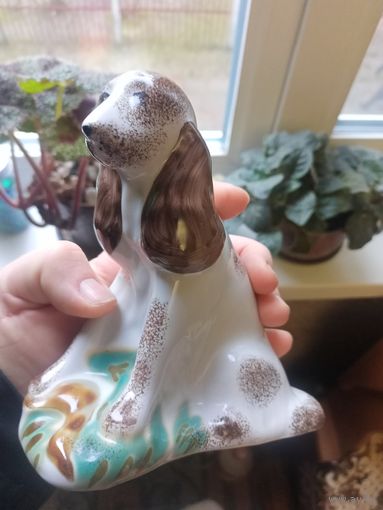 Фарфоровая статуэтка собаки СССР ,редкая