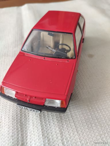 Игрушка. Машинка.