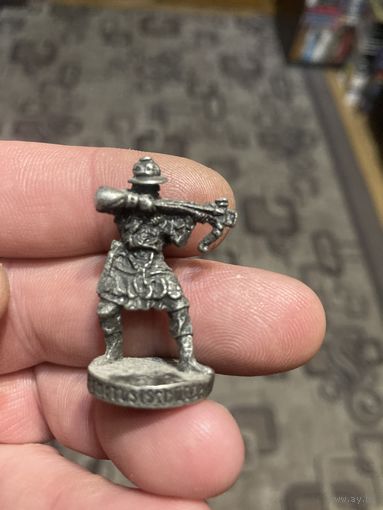 Солдатики. Металл.